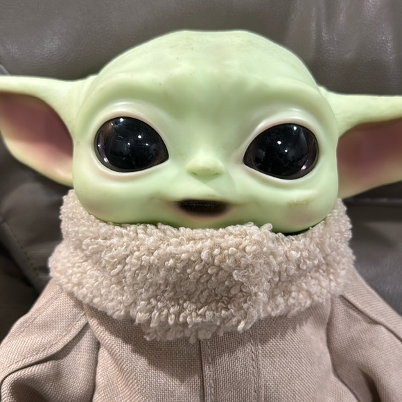 Star Wars Mandalorian Grogu The Child Plush Toy 11" by Mattel - Picture 1 of 5